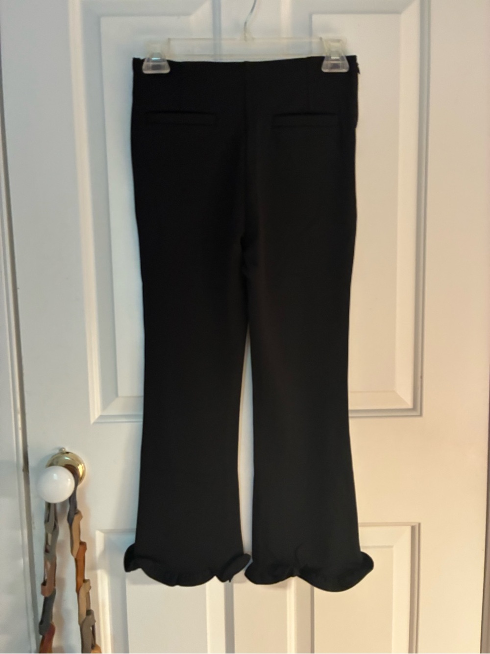 Black Ruffle-Hem Petal Pushers